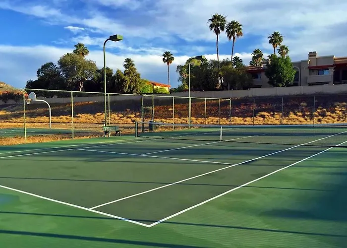 Poolside Condo To 1 Of 3 Resort Pool-Spa Complexes, All Heated & Open 24/7/365!