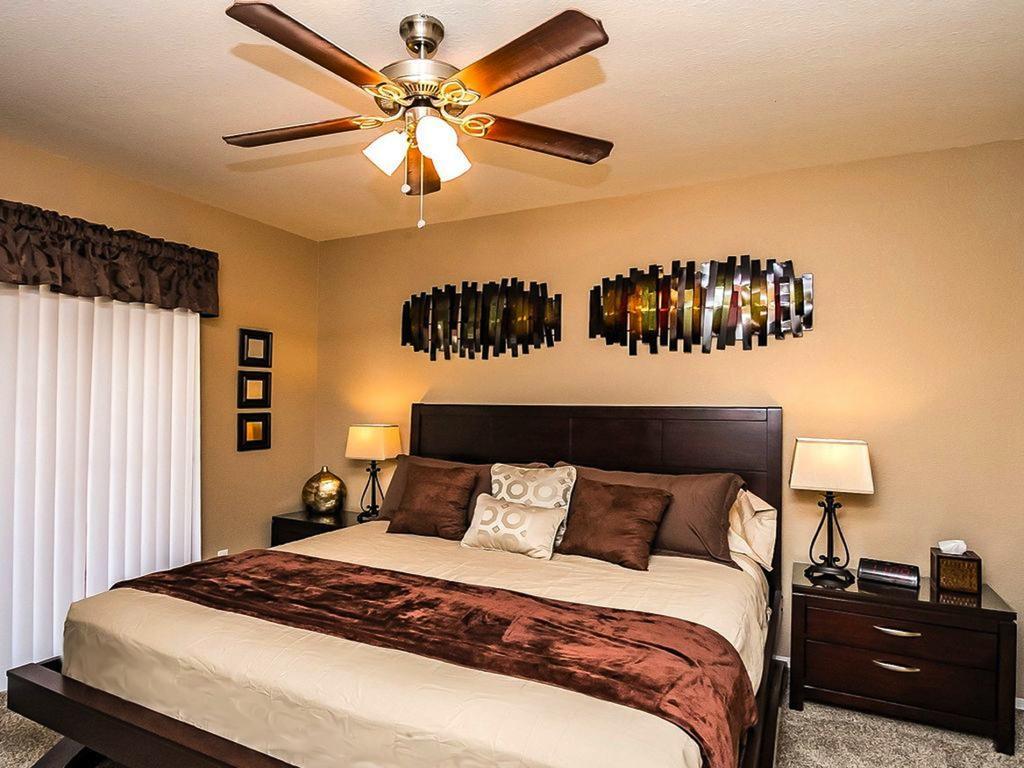 Poolside To 1 Of 3 Pool-spa Complexes, Heated & Open 24/7/365! *