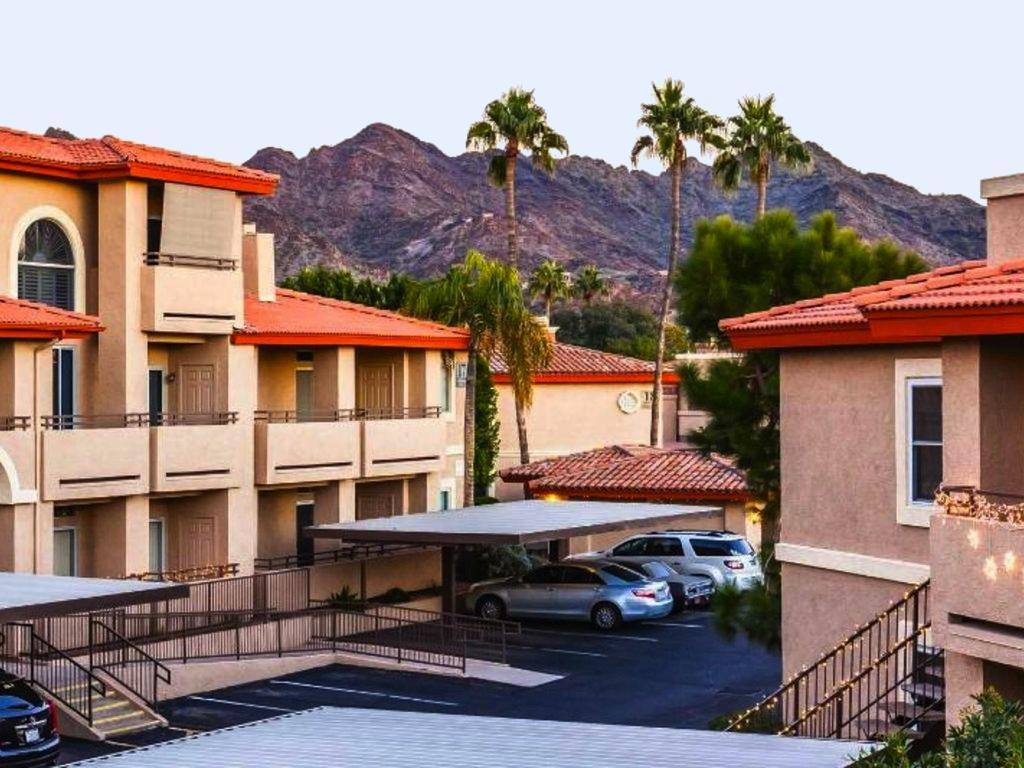 Holiday home Poolside To 1 Of 3 Pool-spa Complexes, Heated & Open 24/7/365! *