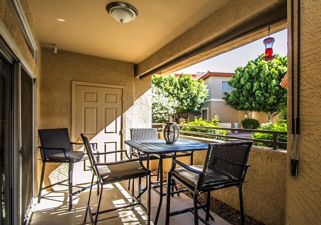 Holiday home Poolside To 1 Of 3 Pool-spa Complexes, Heated & Open 24/7/365! *