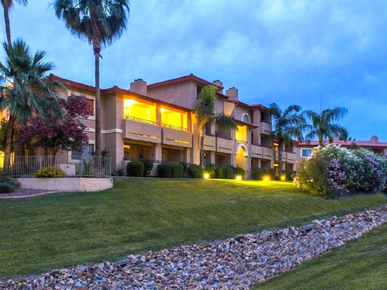 Holiday home Poolside To 1 Of 3 Pool-spa Complexes, Heated & Open 24/7/365! *